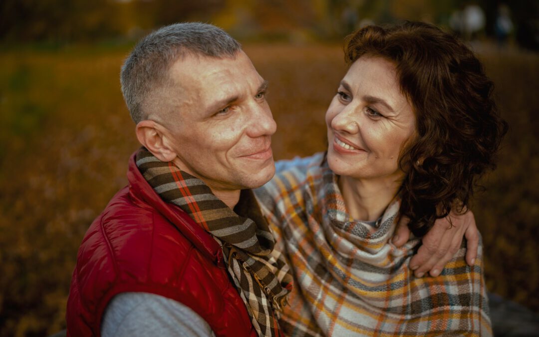 Wat ouder worden vraagt van je relatie ~ over hormonen, zelfvertrouwen en intimiteit