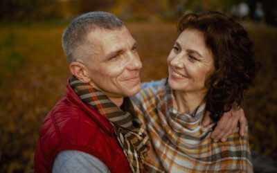 Wat ouder worden vraagt van je relatie ~ over hormonen, zelfvertrouwen en intimiteit